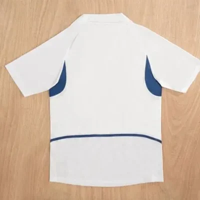 2002 Retro Portugal Away jersey - Image 2