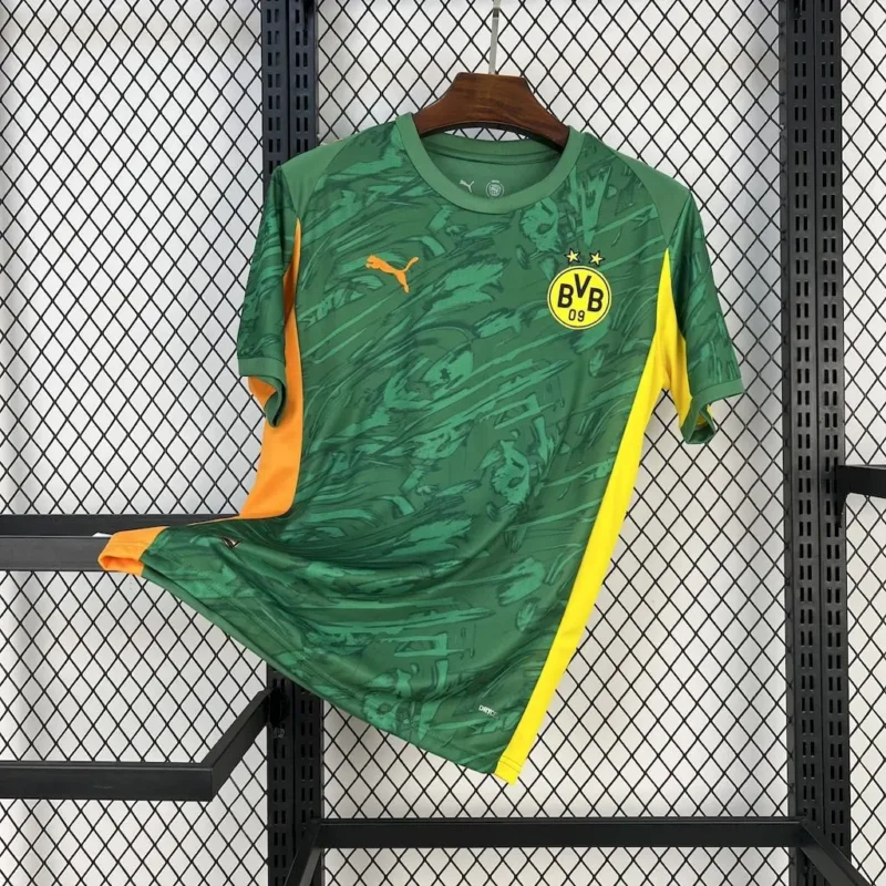 73ae82005208802481ec1e7399ef2093 2025/2026 Dortmund Goalkeeper jersey - Image 1