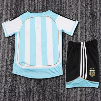 2006/2007 Retro Argentina Home kids kit jersey - Image 2