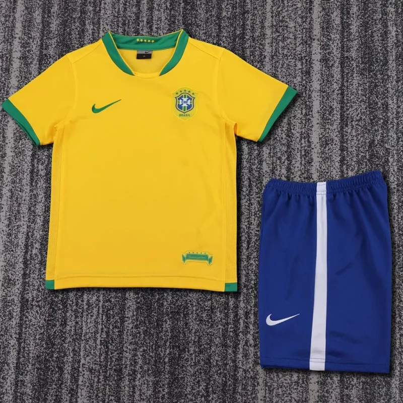 81e0083756f9de2e2f386020ed29dca1 2006 Retro Brazil Home kids kit jersey - Image 1