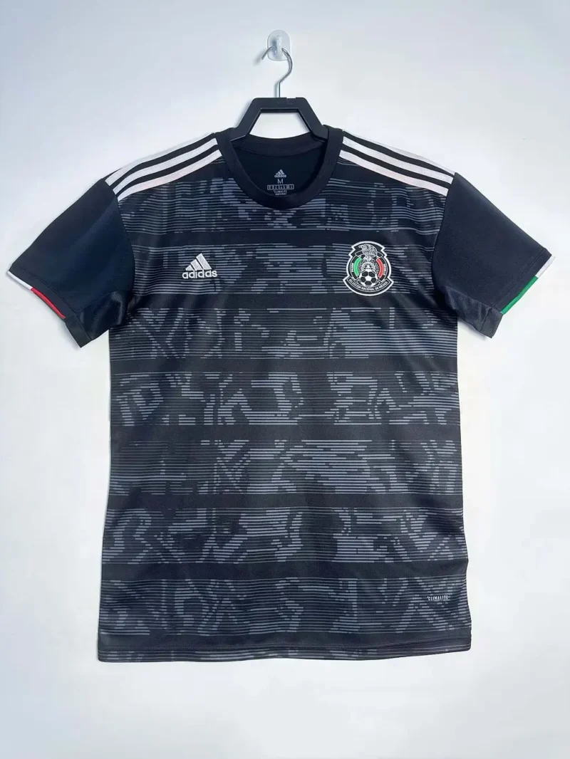 822ec28755b358e3da9dd633df3cc4f7 2019 Retro Mexico Home jersey - Image 1