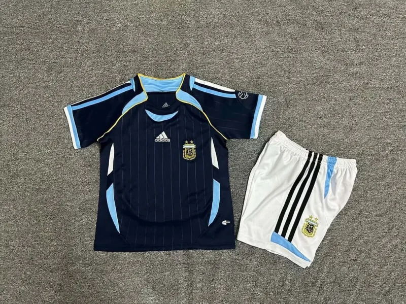 2006 Retro Argentina Away kids kit jersey - Image 1
