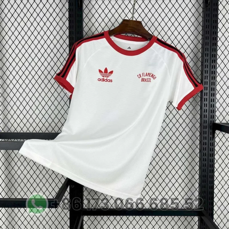 8ca9f37f13daa4ce83c8239c198913be 1981 Retro Flamengo Away jersey - Image 1