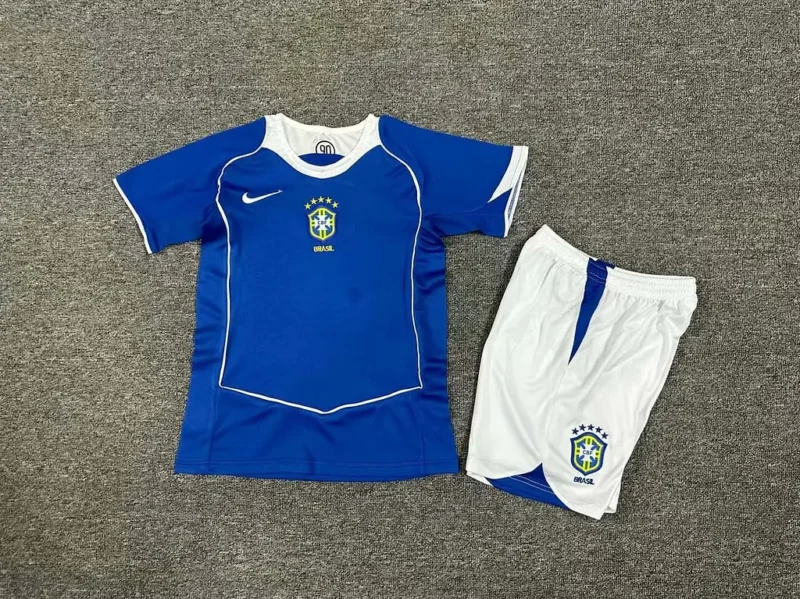 8d718bc0e0e120192fafef378d479e1e 2004 Retro Brazil Away kids kit jersey - Image 1