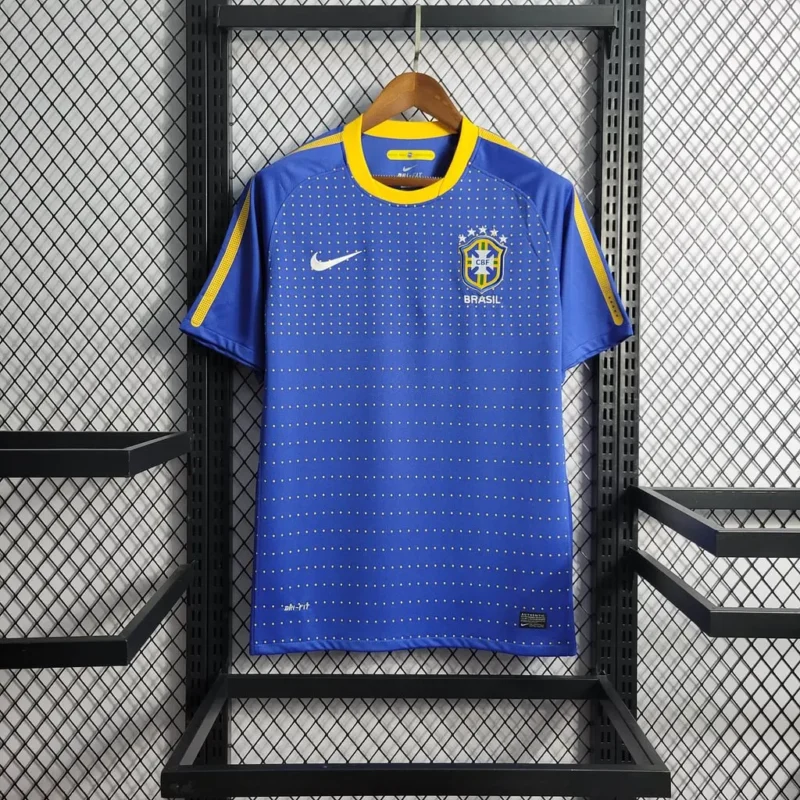 96a2ff1c234ce9041f56c22b910d518a 2010 Retro Brazil Away jersey - Image 1