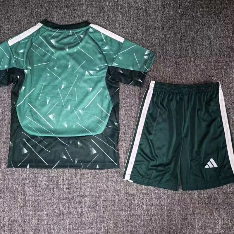 2026/2027 Liverpool goalkeeper kids kit jersey - Image 2