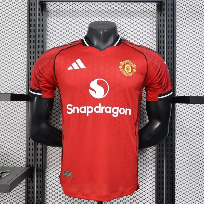 9ecb82b88fee16f285f9e4d248adf048 2025/2026 Player Version Manchester United Home jersey - Image 1
