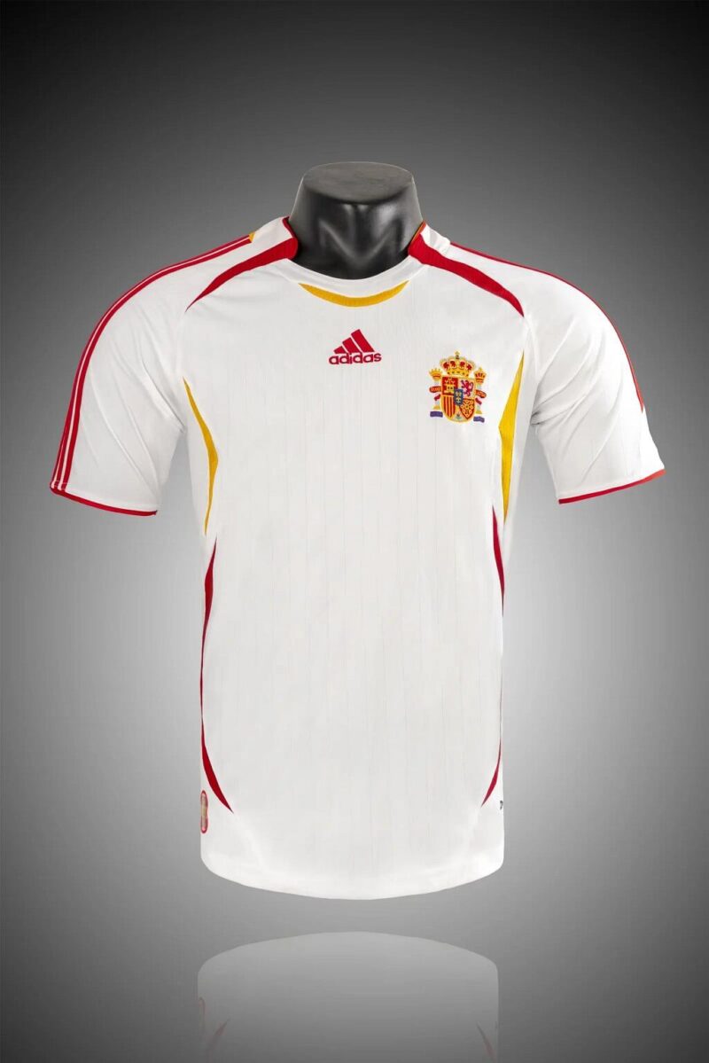 b48477767e7e487d92c6aa05d4f2f209 2006 Retro Spain Away jersey - Image 1