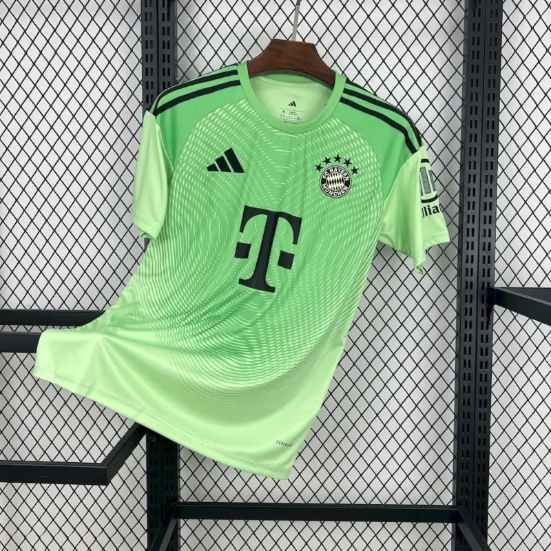 b4b139e2fe870f3ffd9cfac7f2514fd6 2025/2026 Bayern Munchen Goalkeeper jersey - Image 1