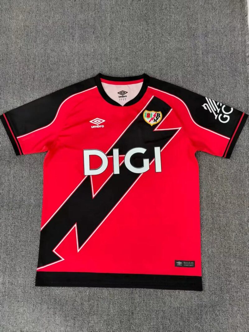b93bb2fbc356007931228342d3f22ef6 2025/2026 retro Rayo Vallecano Away jersey - Image 1