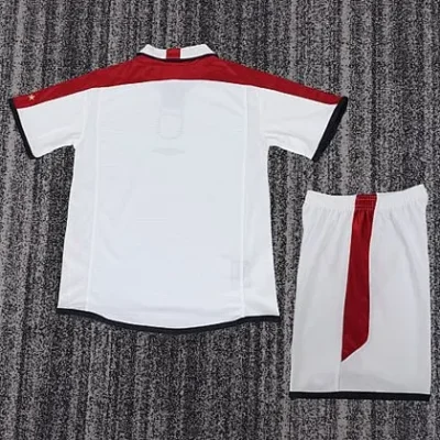 2004 Retro England Home kids kit jersey - Image 2