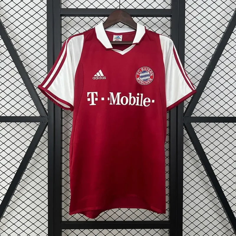 c558d76260969322fed49e9062130ab6 2003/2004 Retro Bayern Munchen Home jersey - Image 1