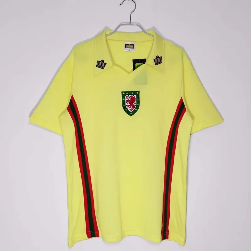 1976/1979 Retro Wales Away jersey - Image 1