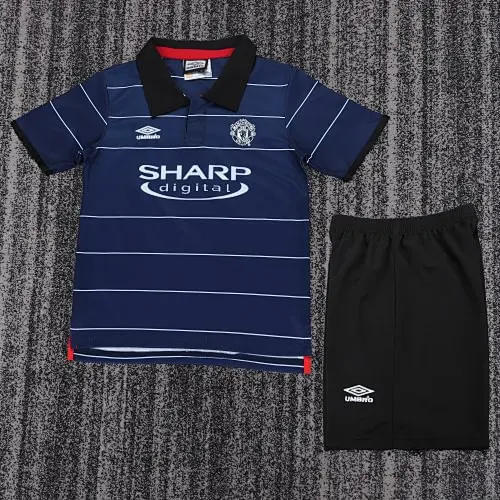 dd05faf0781489276fe896f75928779b 1999/2000 Retro Manchester United Away jersey jersey - Image 1