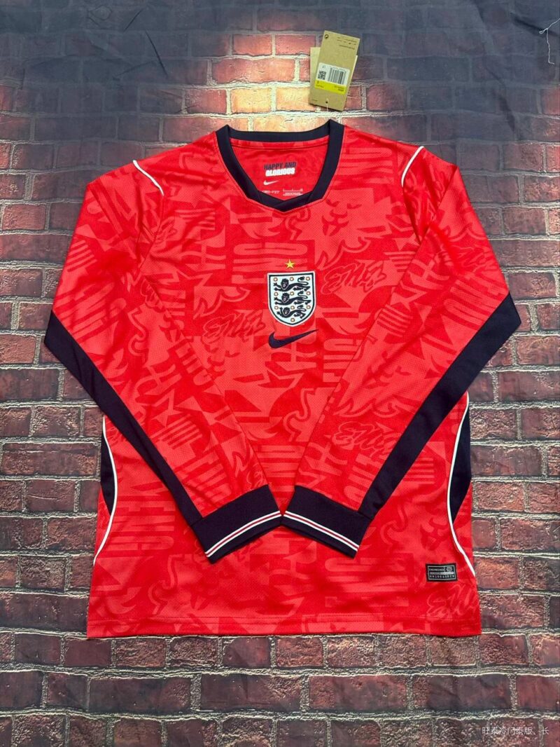 e6b21c6c856694b2b2f75c58ebd6e53e 2026 Long Sleeve England Away jersey - Image 1