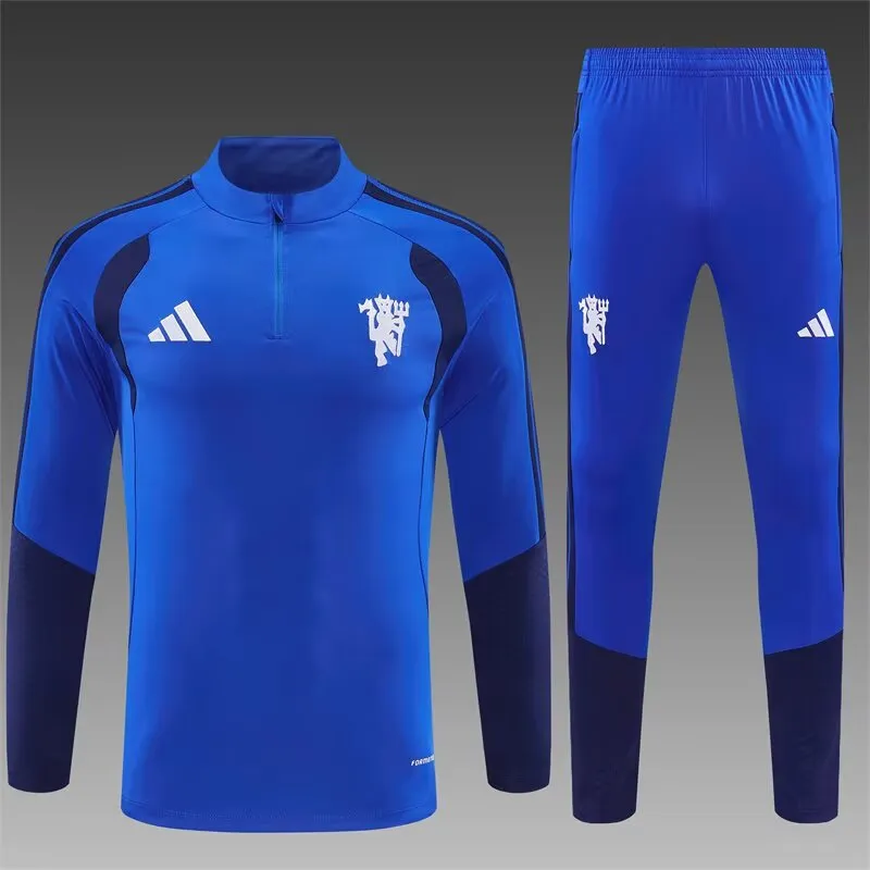 0e0eef6e25.jfif.640x640 2026/2027 Manchester United Tracksuit Uniform - Image 1