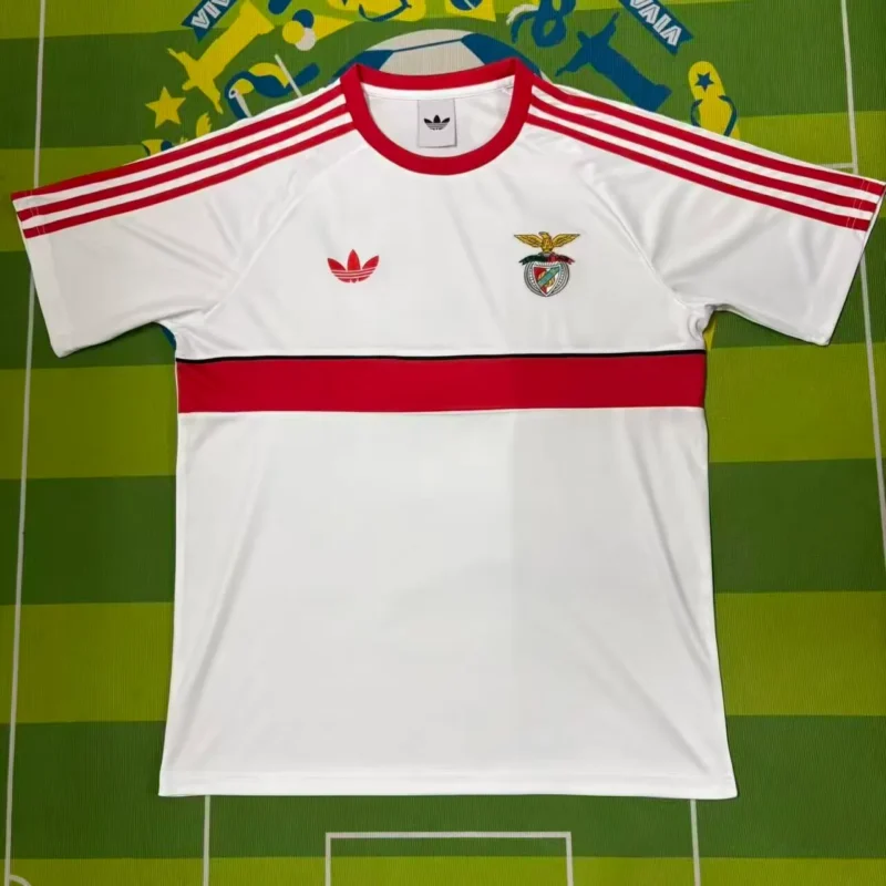 22169e91b0.jfif.640x640 2026/2027 Retro Benfica jersey - Image 1