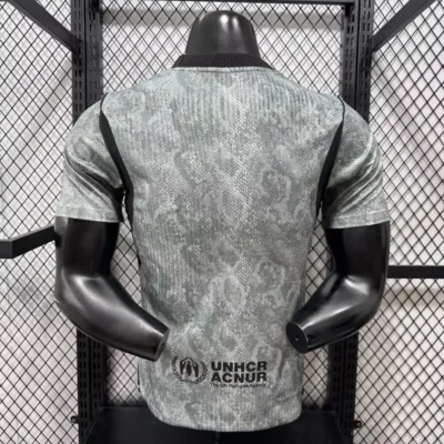 2026/2027 Player Version Barcelona Goalkeeper jersey - Image 2