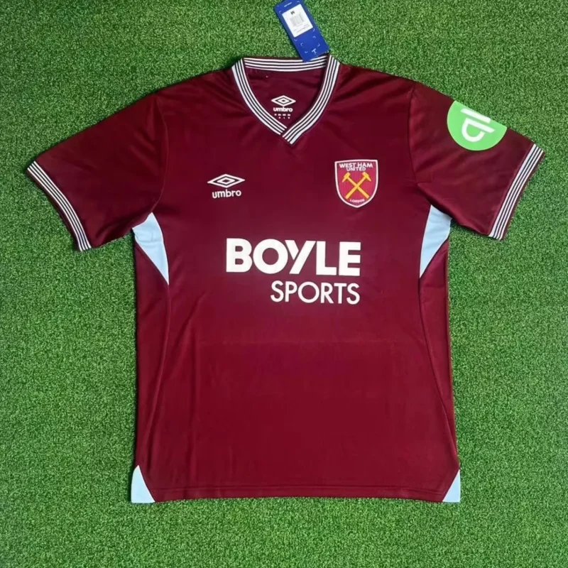 447c12c8-53e1-4e4a-b759-9801387c3cb7 2025/2026 West Ham United home jersey - Image 1