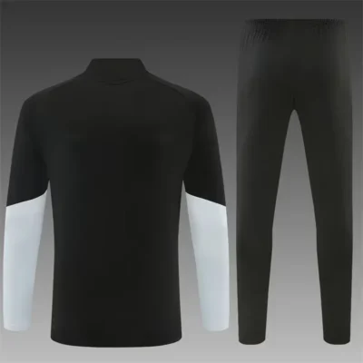 2026/2027 Liverpool Tracksuit Uniform - Image 2