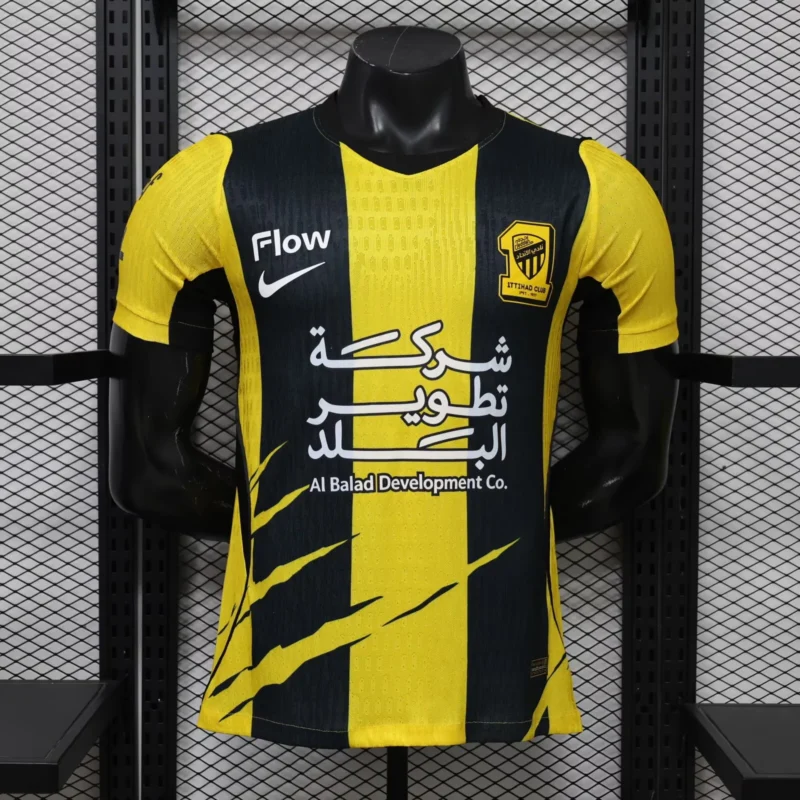 8f3ffeb147.jfif.640x640 2026/2027 Player Version Al-Ittihad Home jersey - Image 1