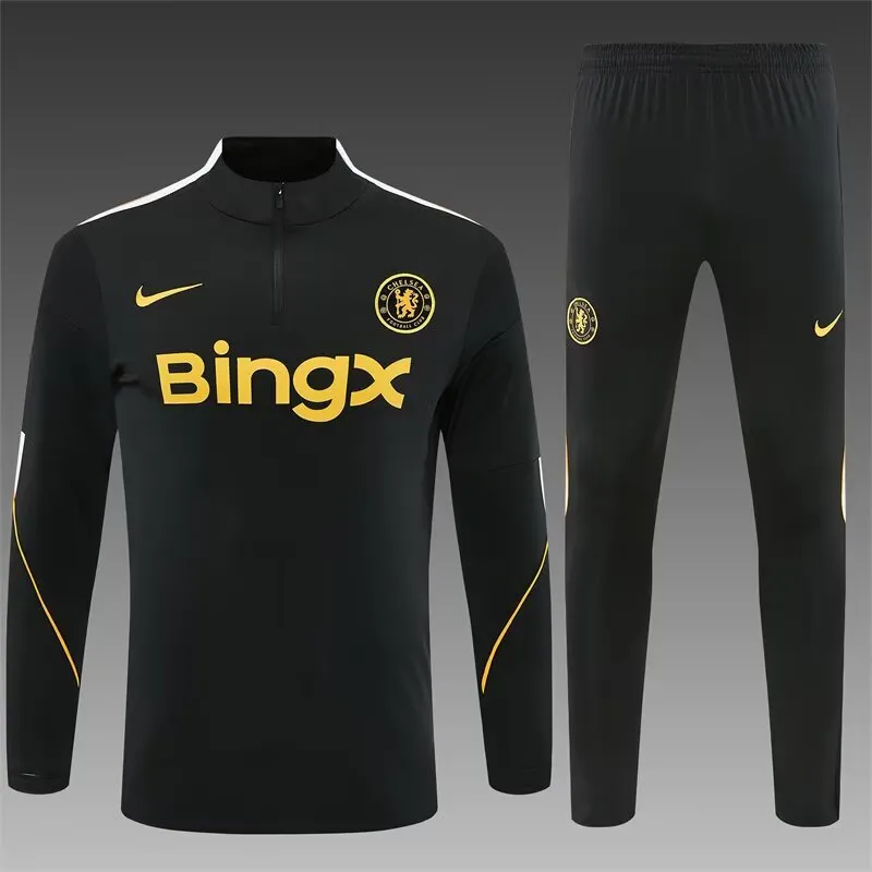 93c35a2863.jfif.640x640 2026/2027 Chelsea Tracksuit Uniform - Image 1