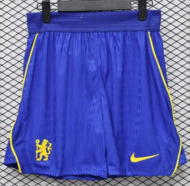 9f7ace3151.jpg.640x640 2026/2027 Player Version Chelsea Home Shorts - Image 1