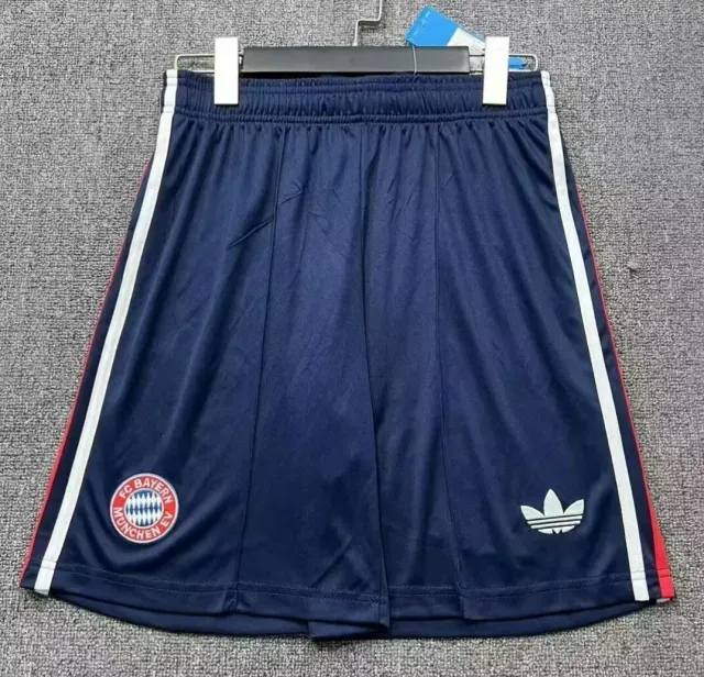 fdf0861b50.jpg.640x640 2026/2027 Bayern München Away Shorts - Image 1