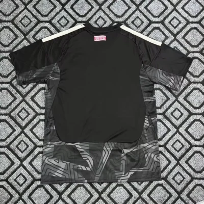2026/2027 Manchester United Goalkeeper jersey - Image 2