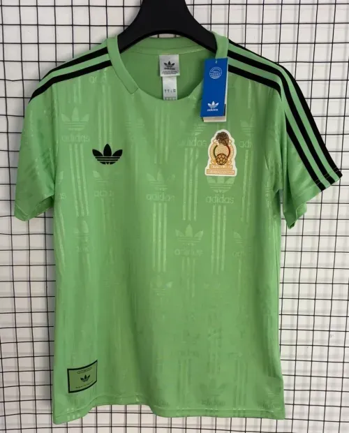 1b73190d70.jpg.640x640 2026/2027 Mexico Soccer Jersey - Image 1