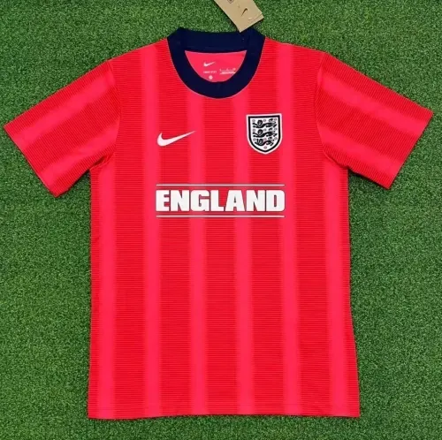 4f4ed1a09a.jpg.640x640 2026/2027 England Training Jersey - Image 1