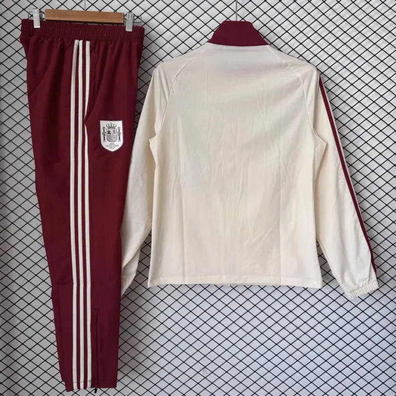 2 Star 2026/2027 Spain Windbreaker Uniform - Image 2