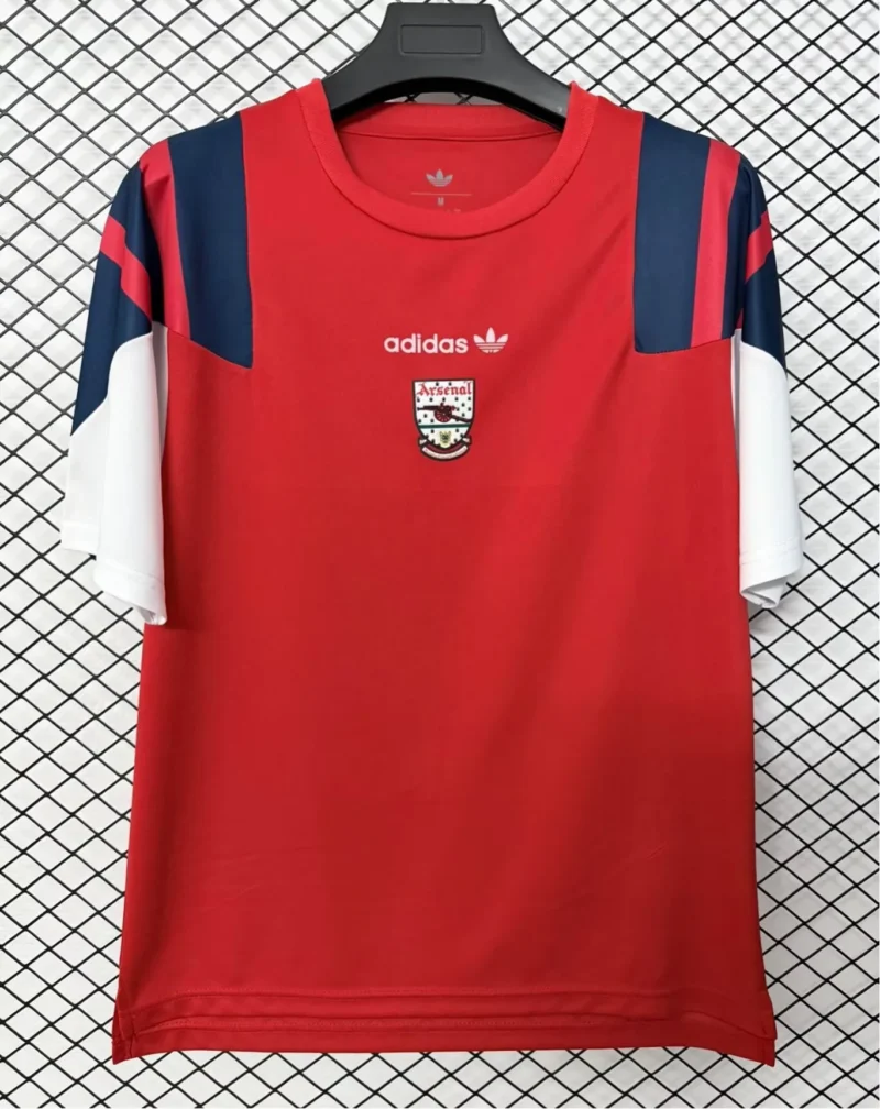 525767a9b6.jfif.640x640 2026/2027 Arsenal Soccer Jersey - Image 1
