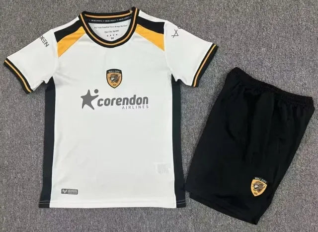 5ba005598c.jpg.640x640 2026/2027 Hull City Away Kids kit jersey - Image 1