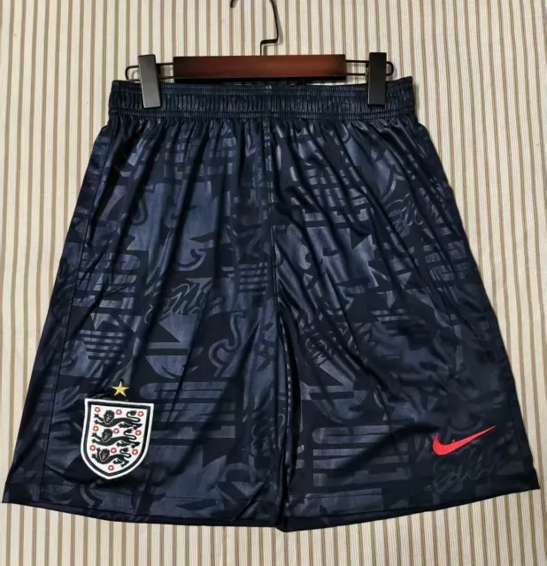 653cfa3281.jpg.640x640 2026/2027 England Away Shorts - Image 1