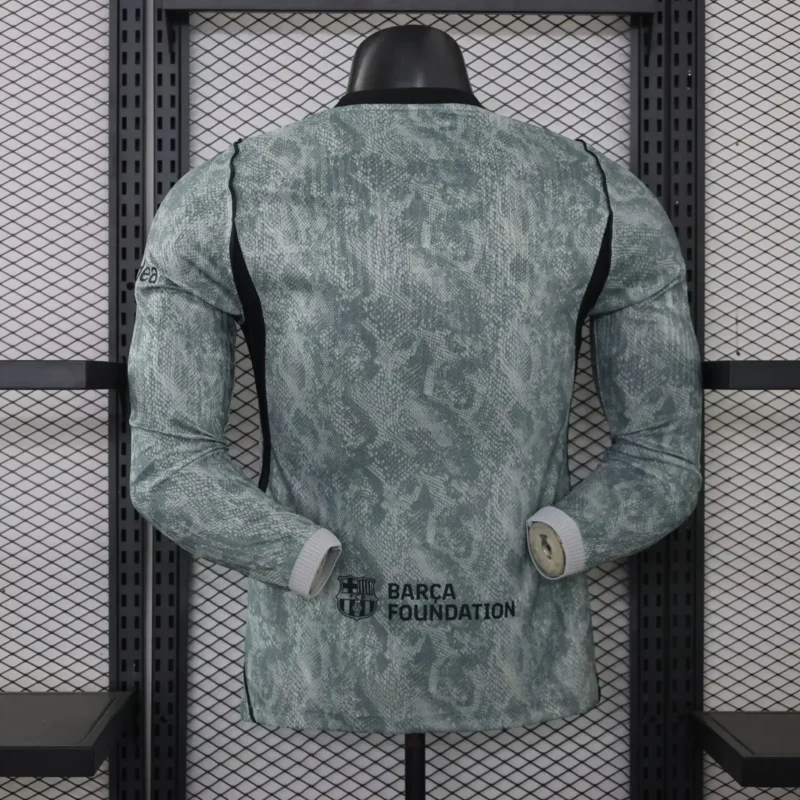 2026/2027 Player Version Barcelona Goalkeeper jersey - Image 2