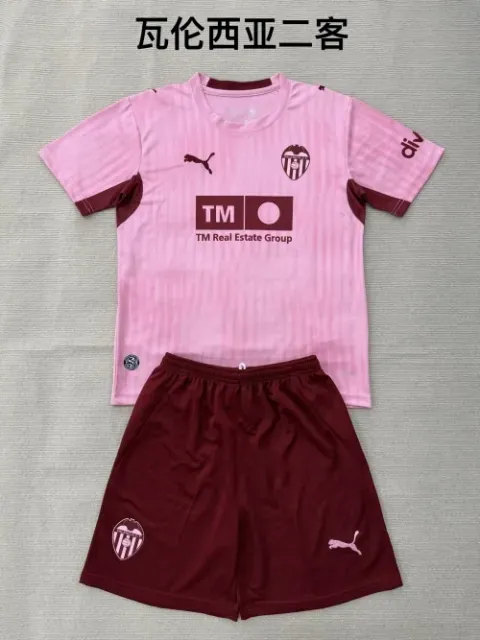 aa222ccaa6.jpg.640x640 2026/2027 Valencia Third Away kids kit jersey - Image 1
