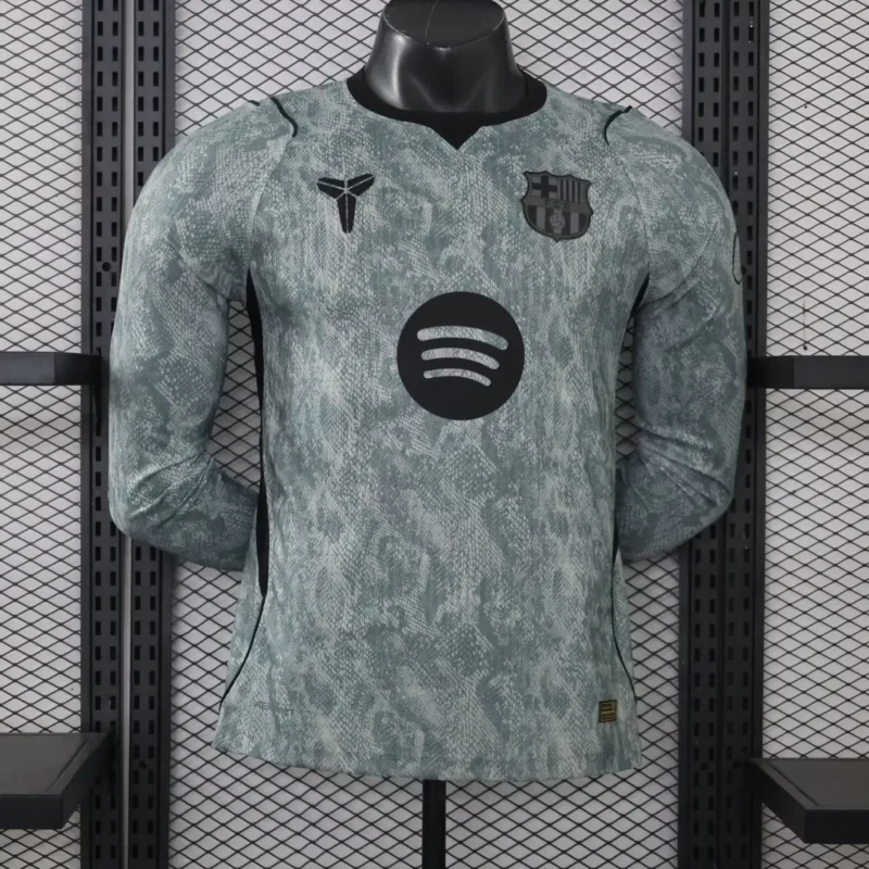 ac869b8f07.jfif.640x640 2026/2027 Player Version Barcelona Goalkeeper jersey - Image 1