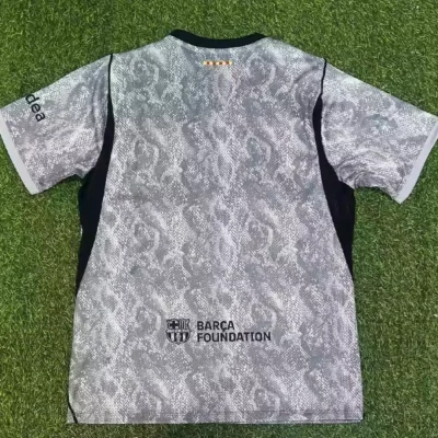 2026/2027 Barcelona Goalkeeper jersey - Image 2