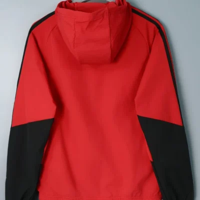 2026/2027 Manchester United Windbreaker Hoodies Top With Hat - Image 2