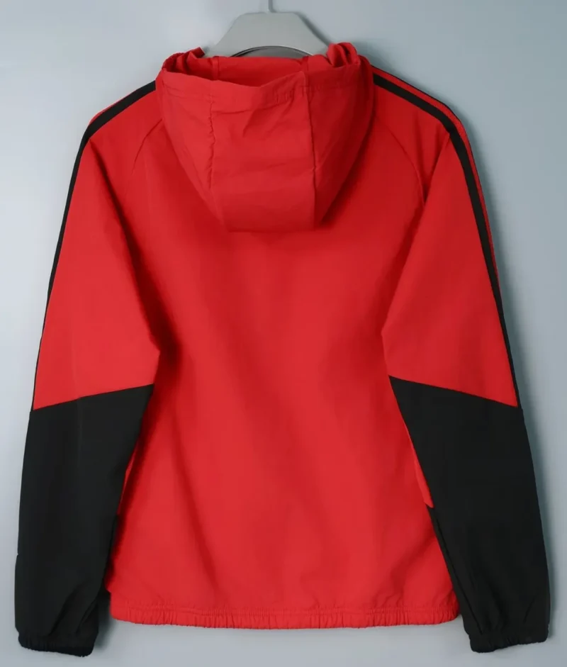 2026/2027 Manchester United Windbreaker Hoodies Top With Hat - Image 2