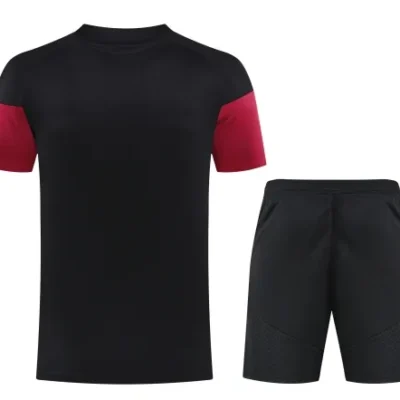 2026/2027 Manchester United Training Uniform - Image 2
