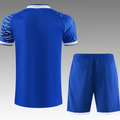 2026/2027 Liverpool Training Uniform - Image 2