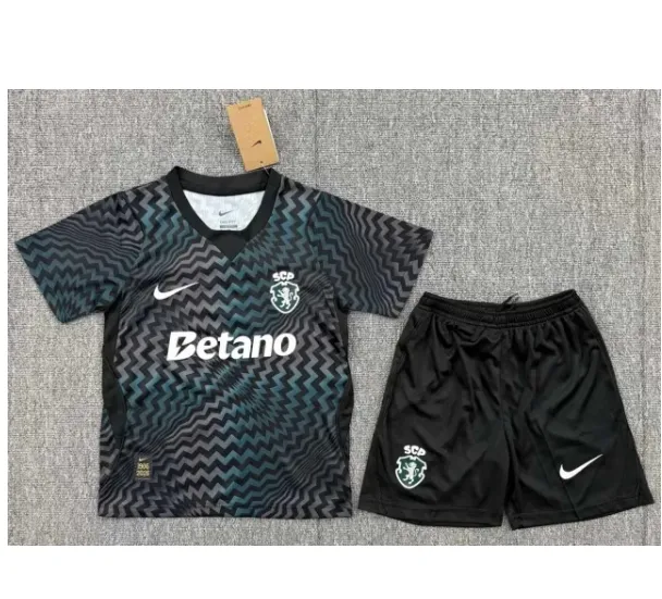 微信图片_20261015111200_655_1 2026/2027 Sporting Lisbon Goalkeeper Kids kit jersey - Image 1
